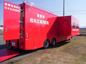 室内拡幅状況の後ろからの写真
